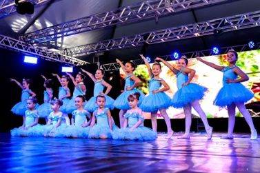 2&ordm; Festival de Dan&ccedil;a transforma Pra&ccedil;a da Matriz em grande palco em Mirassol