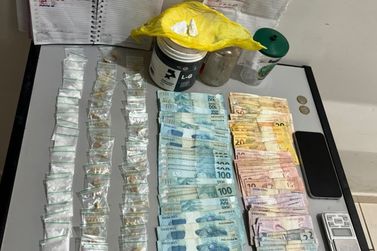 Homem &eacute; preso por tr&aacute;fico de drogas durante a&ccedil;&atilde;o da PM em Mirassol