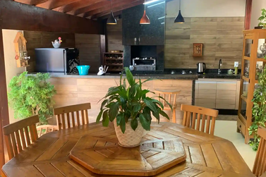 Casa &agrave; venda - 98m&sup2; - Santa Cruz
