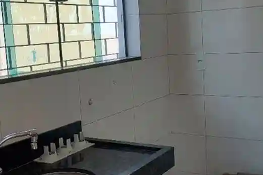 Sal&atilde;o Comercial para alugar - 110m&sup2; - Centro