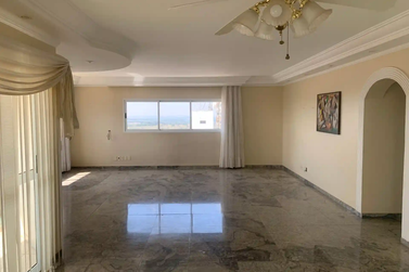 Apartamento &agrave; venda - 280m&sup2; - Centro