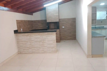 Casa para alugar - 120m&sup2; - Centro