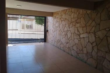 Casa para alugar - 120m&sup2; - Centro