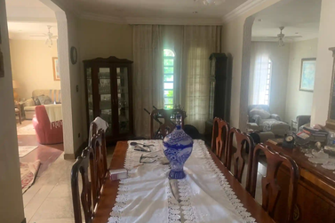 Sobrado &agrave; venda - 990m&sup2; - Centro