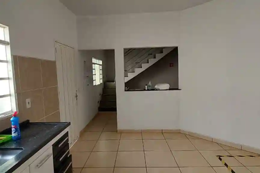 Sobrado para alugar - 159m&sup2; - Regissol 1
