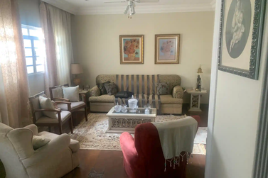 Sobrado &agrave; venda - 990m&sup2; - Centro