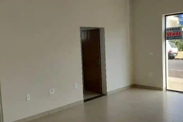 Sal&atilde;o Comercial para alugar - 110m&sup2; - Centro