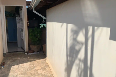 Casa &agrave; venda - 98m&sup2; - Santa Cruz