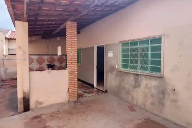 Sobrado para alugar - 159m&sup2; - Regissol 1
