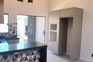 Casa &agrave; venda - 98m&sup2; - Residencial Parque dos Ip&ecirc;s II