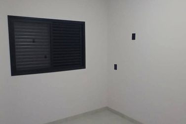 Casa &agrave; venda - 98m&sup2; - Residencial Parque dos Ip&ecirc;s II