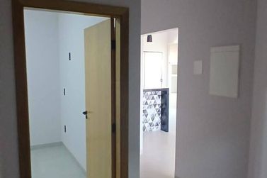 Casa &agrave; venda - 98m&sup2; - Residencial Parque dos Ip&ecirc;s II