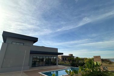 Ch&aacute;cara &agrave; venda - 756m&sup2; - DHAMA 