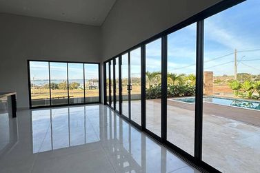Ch&aacute;cara &agrave; venda - 756m&sup2; - DHAMA 