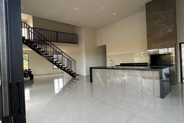 Ch&aacute;cara &agrave; venda - 756m&sup2; - DHAMA 