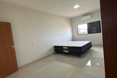 Ch&aacute;cara &agrave; venda - 756m&sup2; - DHAMA 