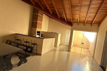 Casa &agrave; venda - 130m&sup2; - Residencial Regissol I