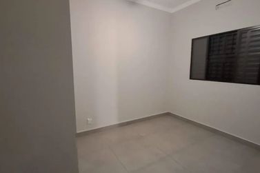 Casa &agrave; venda - 98m&sup2; - Residencial Parque dos Ip&ecirc;s II