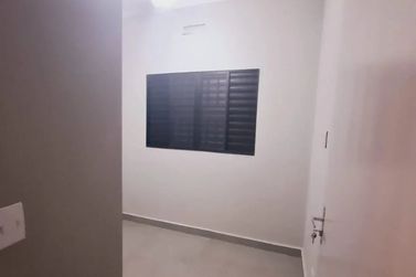 Casa &agrave; venda - 98m&sup2; - Residencial Parque dos Ip&ecirc;s II
