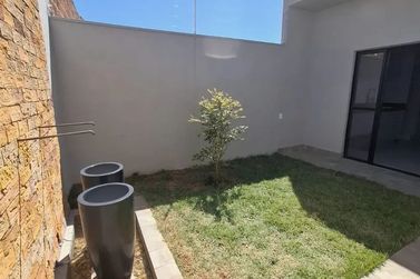 Casa &agrave; venda - 98m&sup2; - Residencial Parque dos Ip&ecirc;s II