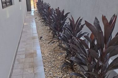 Casa &agrave; venda - 98m&sup2; - Residencial Parque dos Ip&ecirc;s II