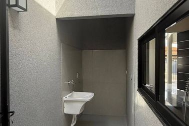 Casa &agrave; venda - 150m&sup2; - Residencial Parque dos Ip&ecirc;s I