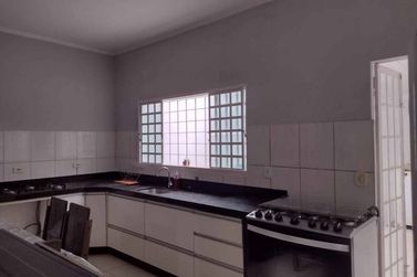 Casa &agrave; venda - 124m&sup2; - Parque Jos&eacute; Maria Navarrete