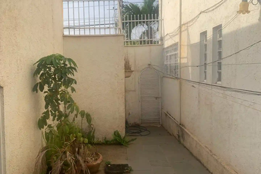 Sobrado &agrave; venda - 990m&sup2; - Centro