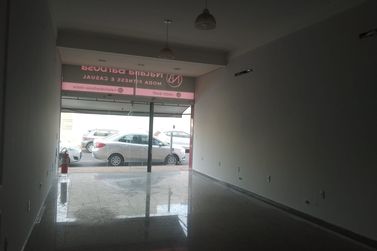 Sal&atilde;o Comercial para alugar - 80m&sup2; - Centro