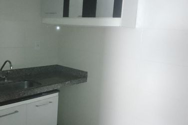 Sal&atilde;o Comercial para alugar - 80m&sup2; - Centro