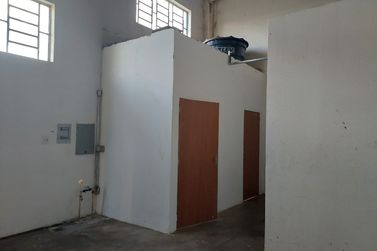 Ponto Comercial para alugar - 360m&sup2; - Jardim S&atilde;o Bernardo III