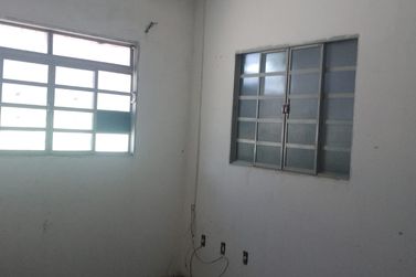 Ponto Comercial para alugar - 330m&sup2; - Portal da Cidade Amiga