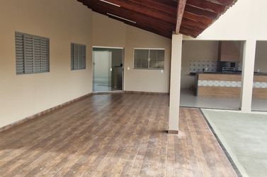 Casa &agrave; venda - 200m&sup2; - Residencial Regissol I
