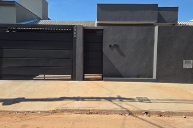 Casa &agrave; venda - 200m&sup2; - Miravista Residencial
