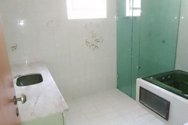 Casa para alugar - 205m&sup2; - Santa Cruz