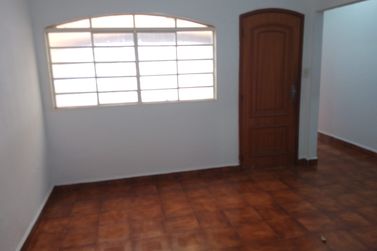 Casa para alugar - 205m&sup2; - Santa Cruz