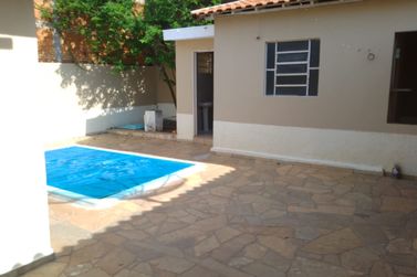 Casa para alugar - 205m&sup2; - Santa Cruz