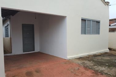 Casa para alugar - 65m&sup2; - Vila Moreira