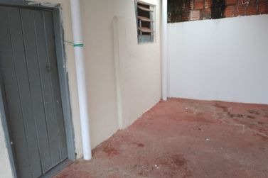Casa para alugar - 65m&sup2; - Vila Moreira