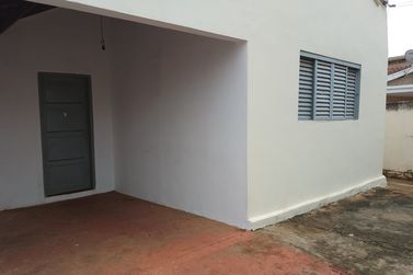 Casa para alugar - 65m&sup2; - Vila Moreira