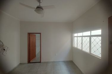Casa para alugar - 135m&sup2; - Jardim Alvorada