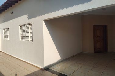 Casa para alugar - 135m&sup2; - Jardim Alvorada