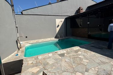 Casa para alugar - 150m&sup2; - Jardim Alvorada