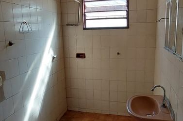 Casa para alugar - 100m&sup2; - Parque Jos&eacute; Maria Navarrete
