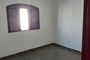 Casa para alugar - 100m&sup2; - Parque Jos&eacute; Maria Navarrete