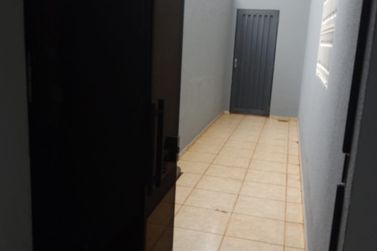 Casa para alugar - 109m&sup2; - Residencial Regissol I