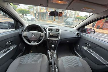 Renault SANDERO