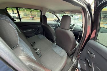 Renault SANDERO