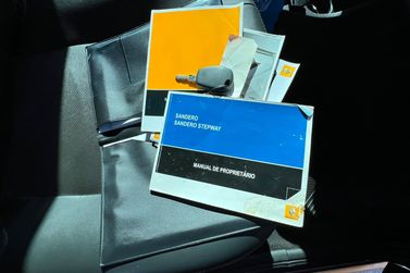 Renault SANDERO