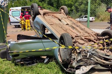 Capotamento na rodovia dos Agricultores deixa cinco feridos 